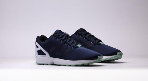 Adidas originals zx flux 2025 - mens white/collegiate navy/red